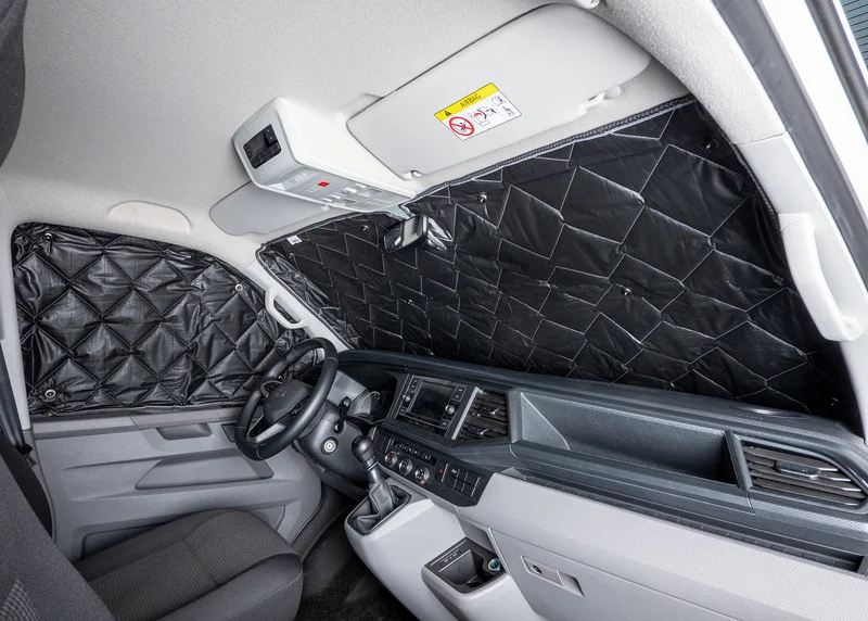 Rohože termické vnitřní Isoflex Blackline pro Fiat Ducato, Peugeot Boxer, Citroën Jumper od 2015, kabina (sada 3 ks) 300847