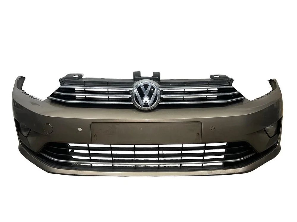 VW Golf 7 Sportsvan r.v. 2015 zlatá metalíza kód barvy LC1Z přední nárazník S5VX3T63748 VW Golf 7 Sportsvan r.v. 2015 zlatá metalíza kód barvy LC1Z přední nárazník S5VX3T63748