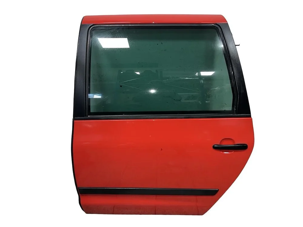 VW Sharan 7M r.v. 2007 červená barva kód barvy LY3D levé zadní dveře S5VX3T58847 VW Sharan 7M r.v. 2007 červená barva kód barvy LY3D levé zadní dveře S5VX3T58847