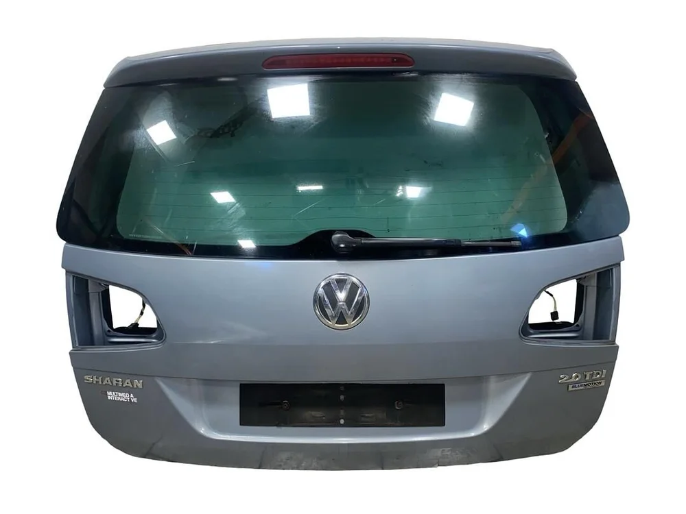 VW Sharan 7N r.v. 2011 páté dveře světle šedá metalíza kód barvy LR7J páté dveře S5VX3T46981 VW Sharan 7N r.v. 2011 páté dveře světle šedá metalíza kód barvy LR7J páté dveře S5VX3T46981