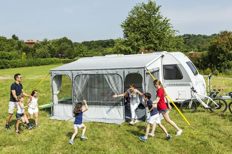 Sáčková markýza Fiamma Caravanstore ZIP, 4,4 m (plátno Královská modř) 306274