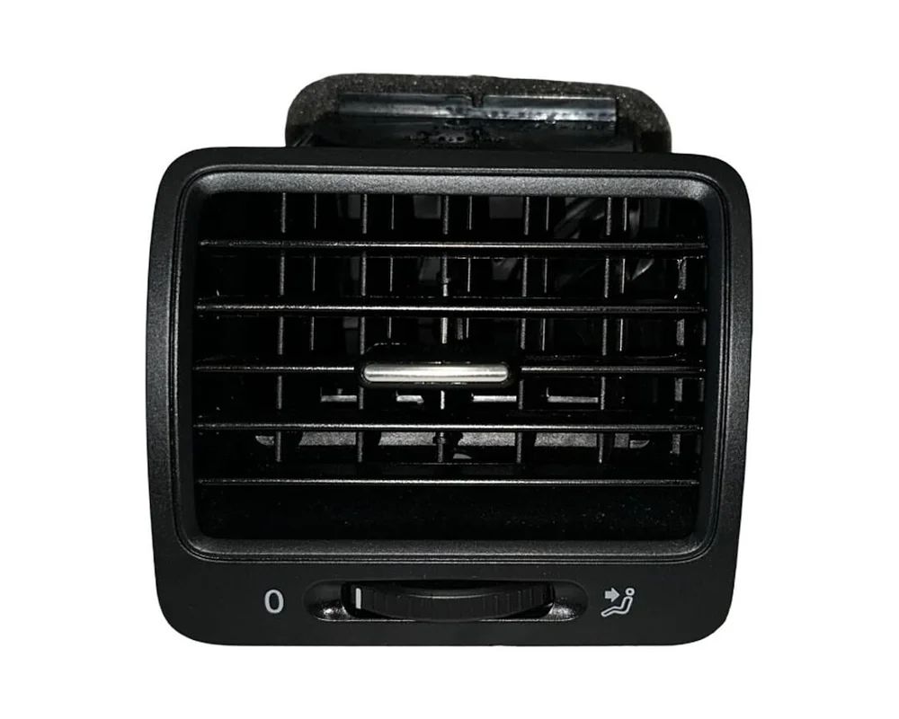 VW Golf 5 hatchback r.v. 2009 pravý ofukovač 1K0819704D S5VX3T61692