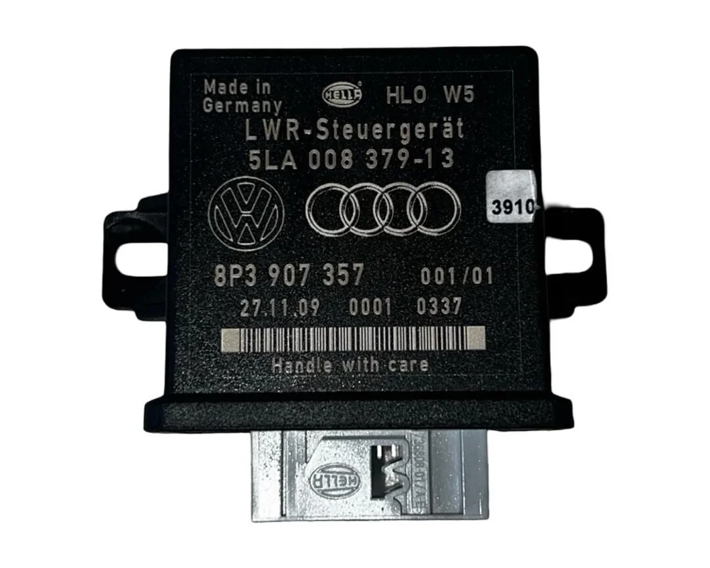 Audi A3 8P Sportback r.v. 2010 řídící jednotka sklonu světel 8P3907357 S5VX3T68355