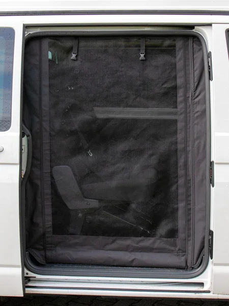 Moskytiéra pro posuvné dveře VW T5 / T6 / T6.1 (pravá, suchý zip a magnety) 314165