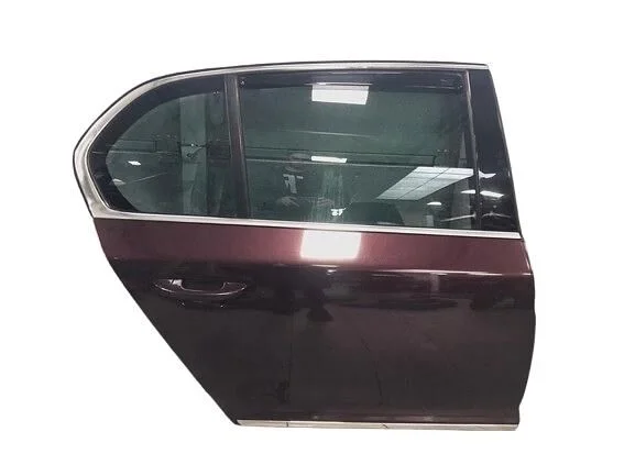 Škoda Superb 2 sedan r.v. 2010 vínová metalíza kód barvy LF3X 9893 X7X7 pravé zadní dveře S5VX3T0712 Škoda Superb 2 sedan r.v. 2010 vínová metalíza kód barvy LF3X 9893 X7X7 pravé zadní dveře S5VX3T0712