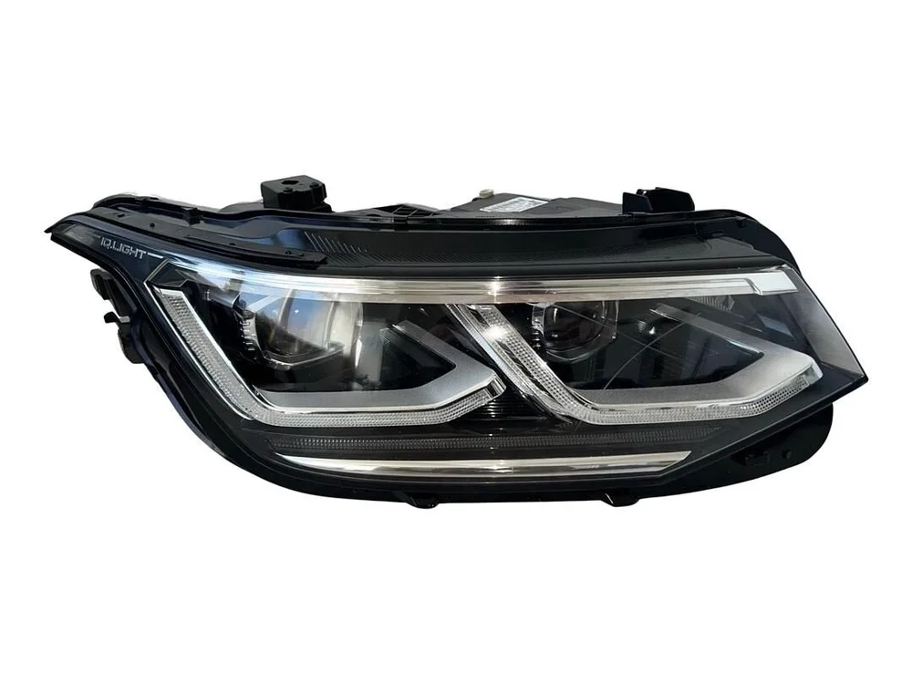 VW Tiguan 5NB 2 gen. r.v. 2021 pravé přední světlo xenon LED 5NB941082C 13/05/2021 jednotka 992941572CE S5VX3T39974