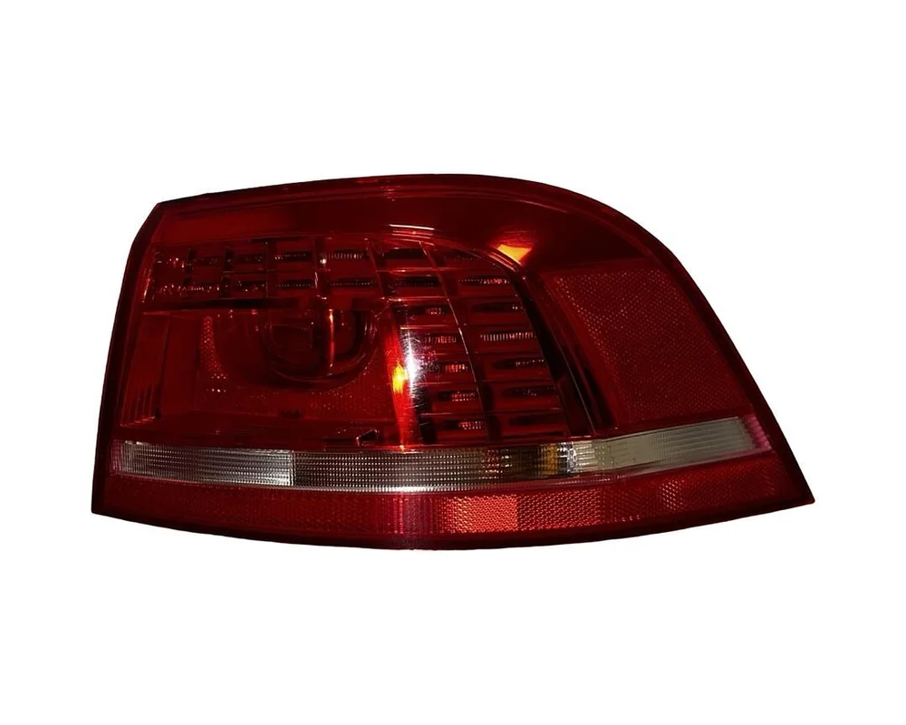 VW Passat B7 kombi r.v. 2013 pravé zadní vnější světlo LED 3AF945208B S5VX3T74052