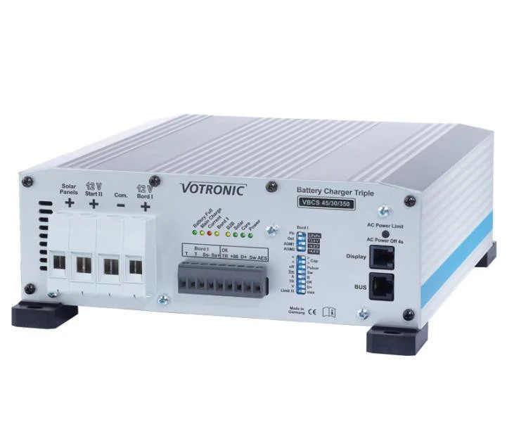 Integrované nabíjecí centrum VOTRONIC VBCS 30/20/250 Triple (30A měnič, 20A nabíječka, 250Wp MPP solární regulátor) 303305