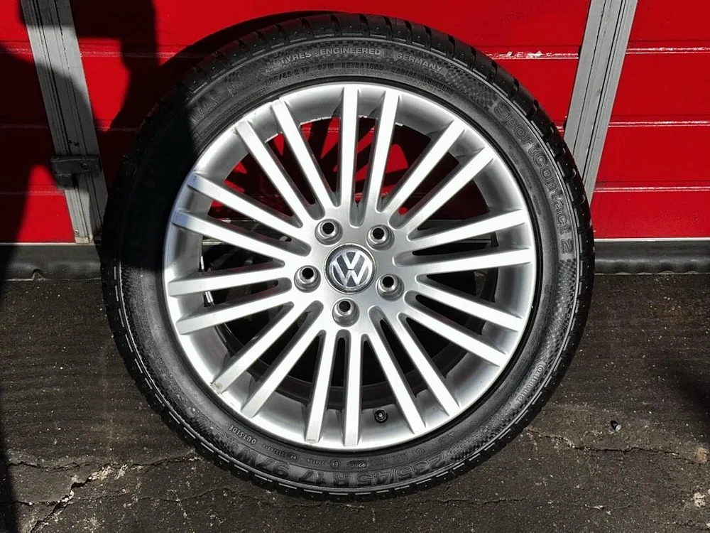 Kolo 235/45/R17 letní pneu Continental 7,7mm DOT2206 7,5Jx17H2 ET47 3C0601025D VW Solitude S5VX3T61918 Kolo 235/45/R17 letní pneu Continental 7,7mm DOT2206 7,5Jx17H2 ET47 3C0601025D VW Solitude S5VX3T61918