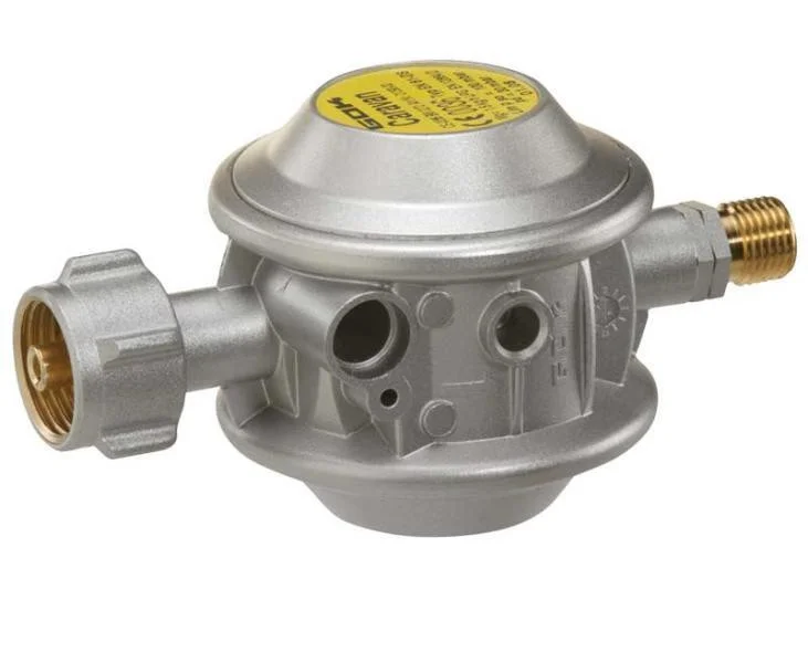 Regulátor tlaku plynu GOK 30 mbar 1,5 kg/h s manometrem pro láhve výstup 8 mm RVS 305273