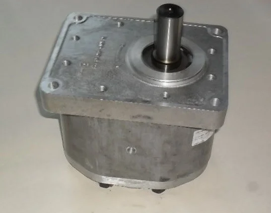 Čerpadlo UN 80L s klínkem repas TATRA 85533