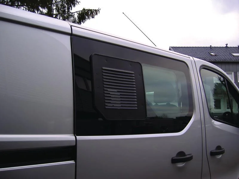 Mřížka větrací okenní Airvent pro Fiat Talento a Nissan NV300 / Primastar od 06/2016 (hliníková bezpečnostní větrací mřížka kabiny s moskytiérou, černá) 304981